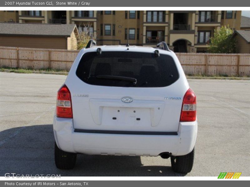 Stone White / Gray 2007 Hyundai Tucson GLS