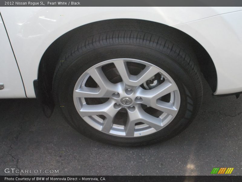 Pearl White / Black 2012 Nissan Rogue SL