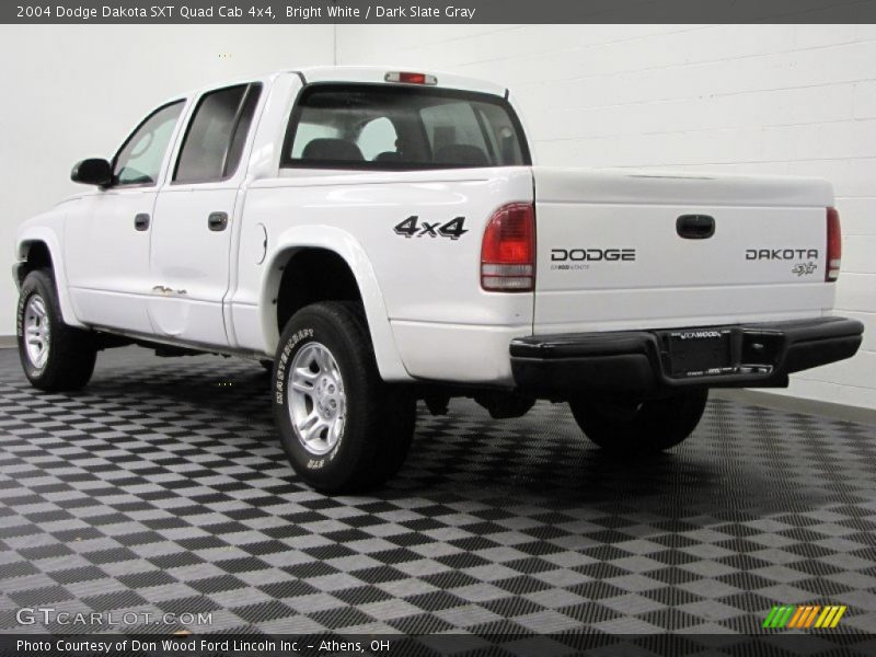 Bright White / Dark Slate Gray 2004 Dodge Dakota SXT Quad Cab 4x4