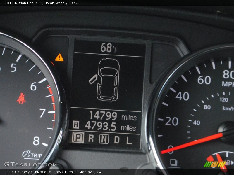 Pearl White / Black 2012 Nissan Rogue SL