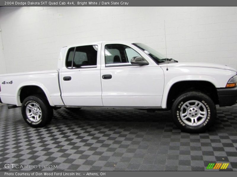 Bright White / Dark Slate Gray 2004 Dodge Dakota SXT Quad Cab 4x4