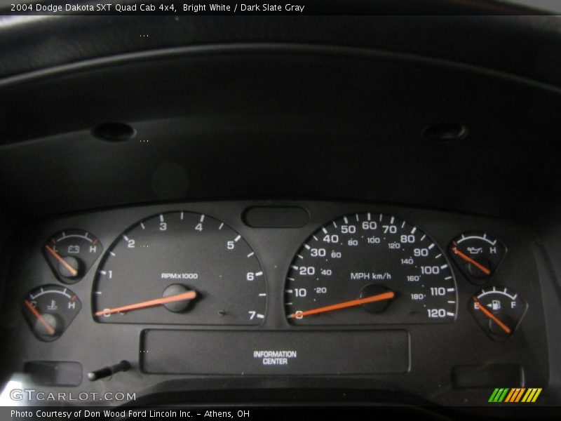 Bright White / Dark Slate Gray 2004 Dodge Dakota SXT Quad Cab 4x4