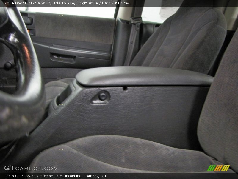 Bright White / Dark Slate Gray 2004 Dodge Dakota SXT Quad Cab 4x4
