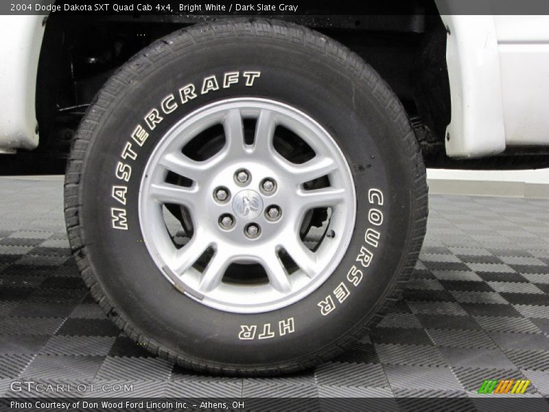Bright White / Dark Slate Gray 2004 Dodge Dakota SXT Quad Cab 4x4