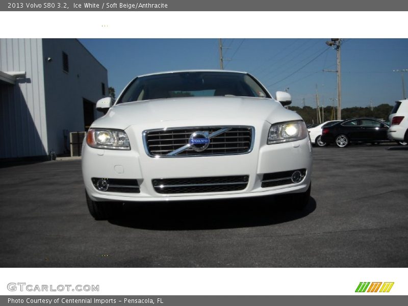 Ice White / Soft Beige/Anthracite 2013 Volvo S80 3.2