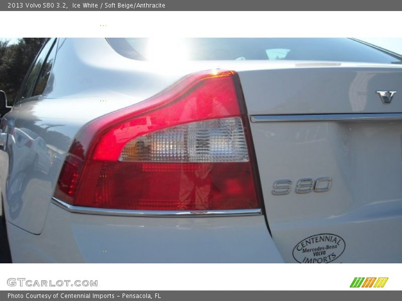 Ice White / Soft Beige/Anthracite 2013 Volvo S80 3.2