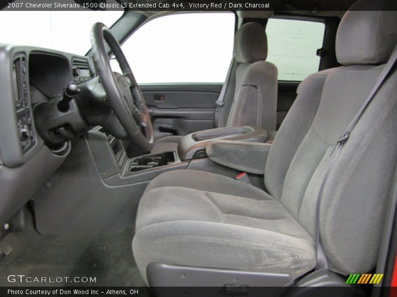 Front Seat of 2007 Silverado 1500 Classic LS Extended Cab 4x4