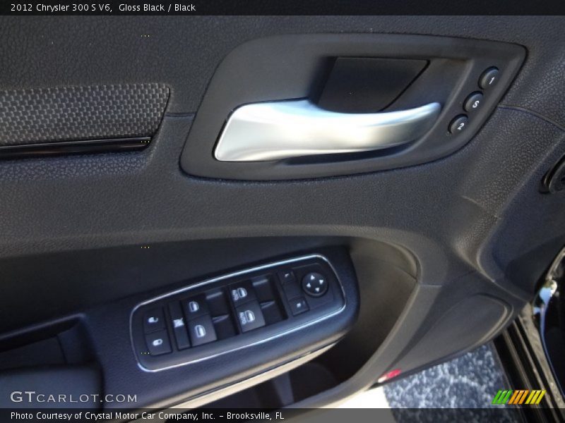 Gloss Black / Black 2012 Chrysler 300 S V6