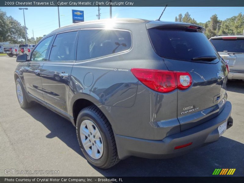 Cyber Gray Metallic / Dark Gray/Light Gray 2009 Chevrolet Traverse LS
