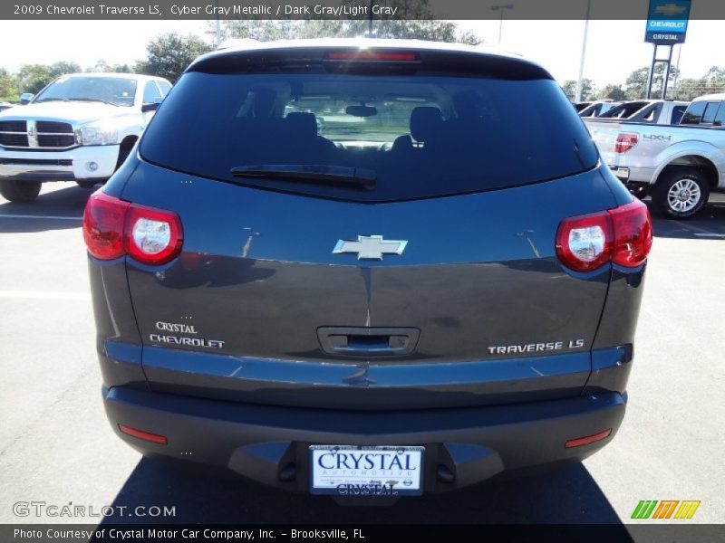 Cyber Gray Metallic / Dark Gray/Light Gray 2009 Chevrolet Traverse LS
