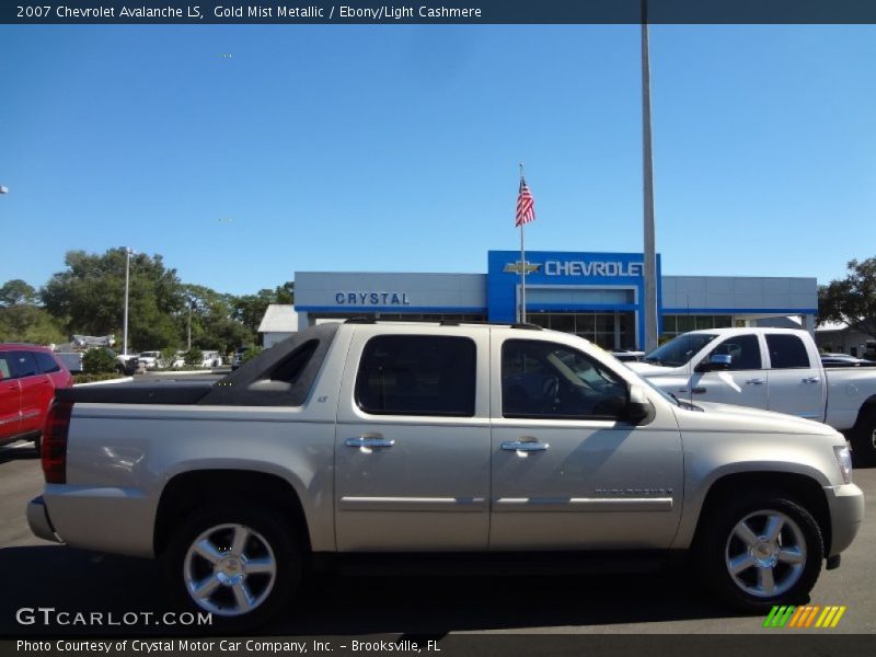 Gold Mist Metallic / Ebony/Light Cashmere 2007 Chevrolet Avalanche LS