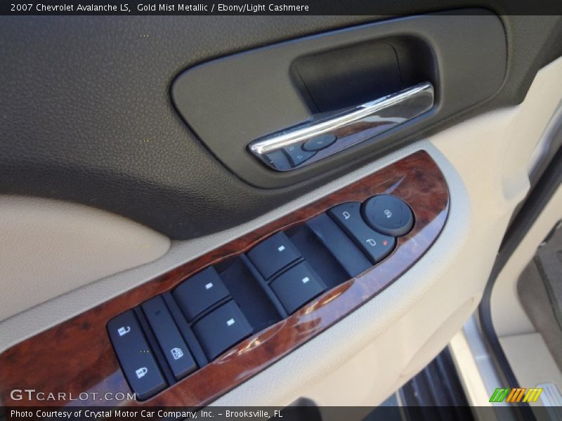 Gold Mist Metallic / Ebony/Light Cashmere 2007 Chevrolet Avalanche LS