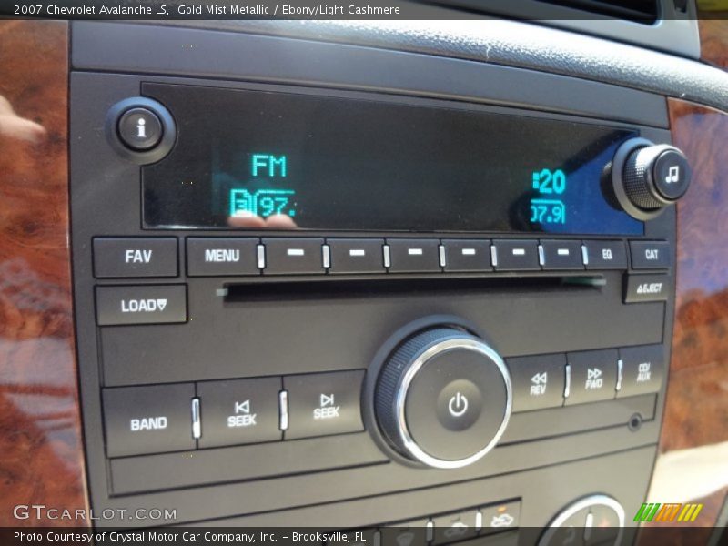Gold Mist Metallic / Ebony/Light Cashmere 2007 Chevrolet Avalanche LS