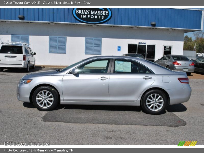 Classic Silver Metallic / Ash Gray 2010 Toyota Camry XLE
