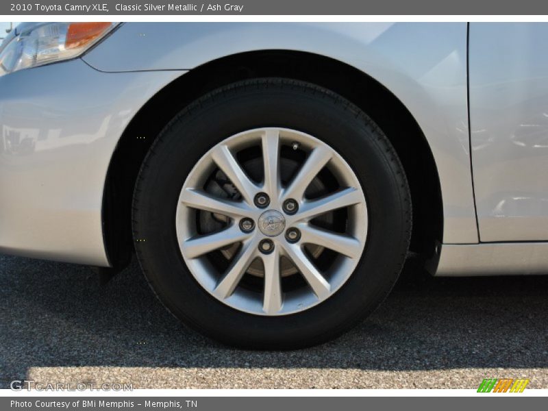 Classic Silver Metallic / Ash Gray 2010 Toyota Camry XLE