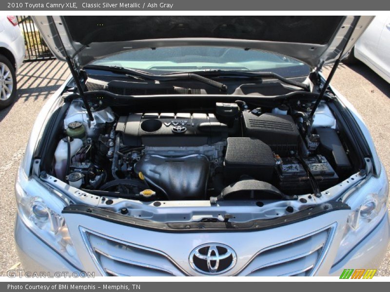 Classic Silver Metallic / Ash Gray 2010 Toyota Camry XLE
