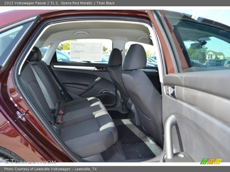 Opera Red Metallic / Titan Black 2013 Volkswagen Passat 2.5L S
