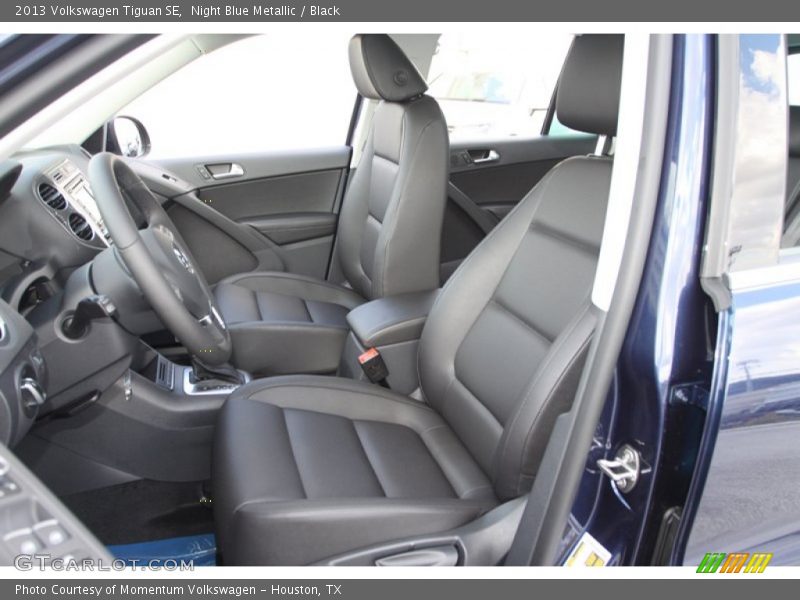Night Blue Metallic / Black 2013 Volkswagen Tiguan SE