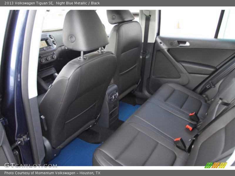 Night Blue Metallic / Black 2013 Volkswagen Tiguan SE