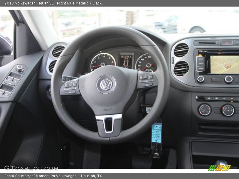 Night Blue Metallic / Black 2013 Volkswagen Tiguan SE