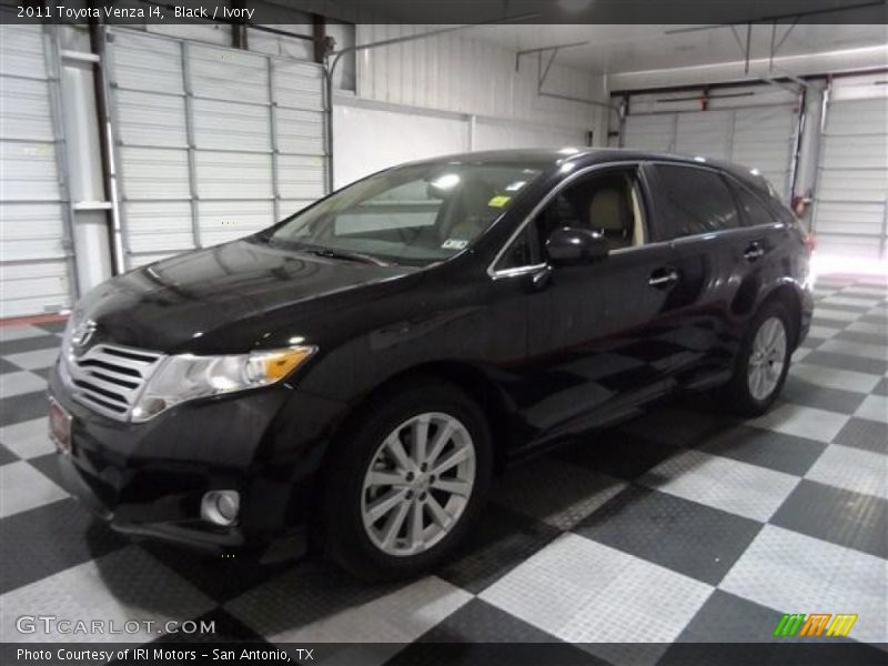 Black / Ivory 2011 Toyota Venza I4