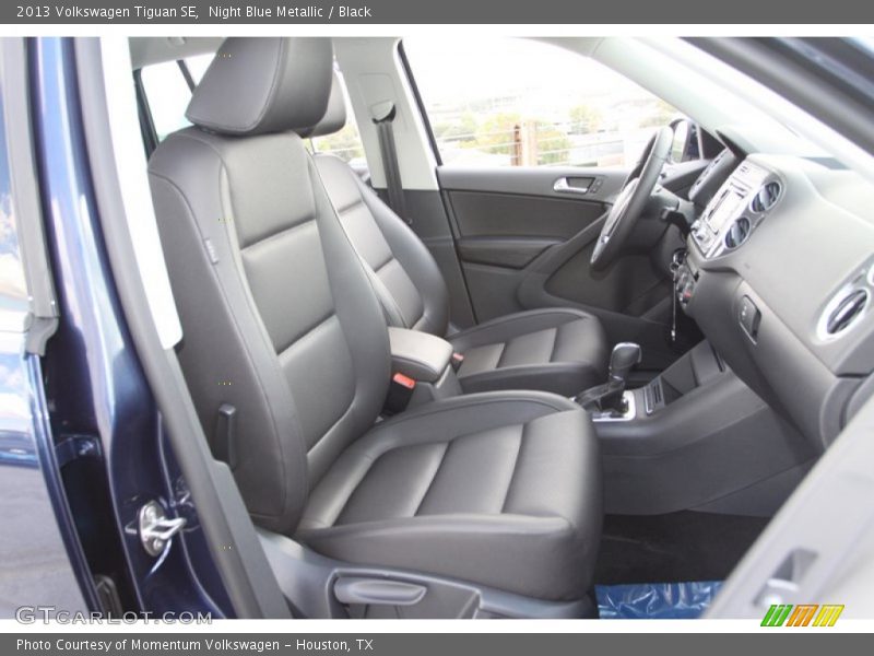 Night Blue Metallic / Black 2013 Volkswagen Tiguan SE
