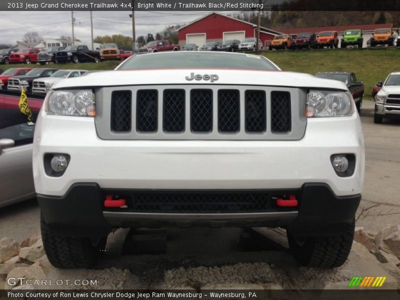 Trailhawk front tow hooks - 2013 Jeep Grand Cherokee Trailhawk 4x4