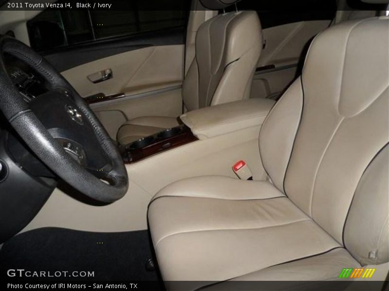 Black / Ivory 2011 Toyota Venza I4