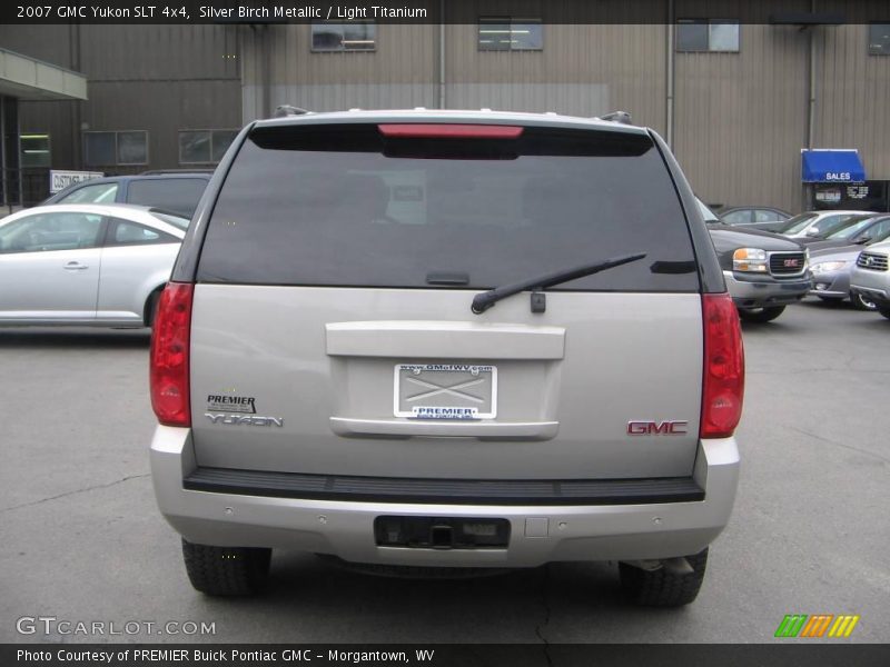 Silver Birch Metallic / Light Titanium 2007 GMC Yukon SLT 4x4