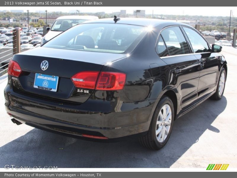 Black Uni / Titan Black 2013 Volkswagen Jetta SE Sedan