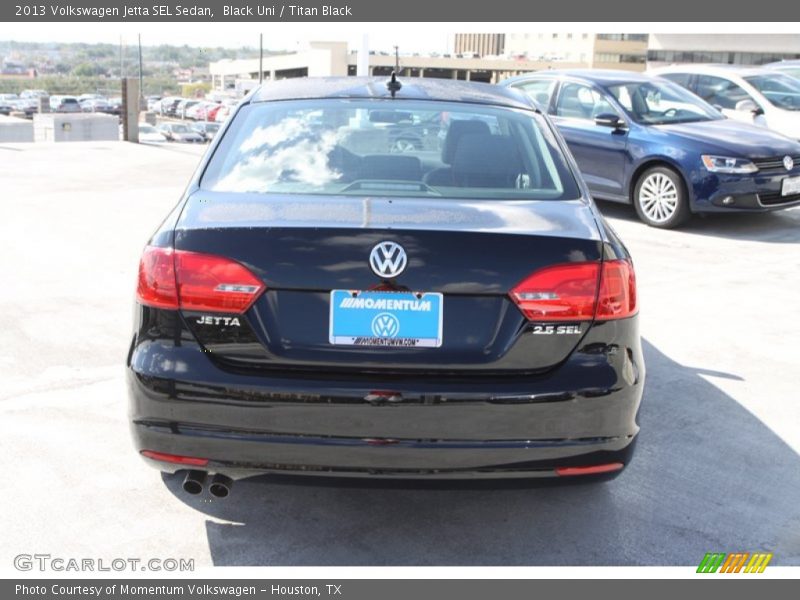 Black Uni / Titan Black 2013 Volkswagen Jetta SEL Sedan