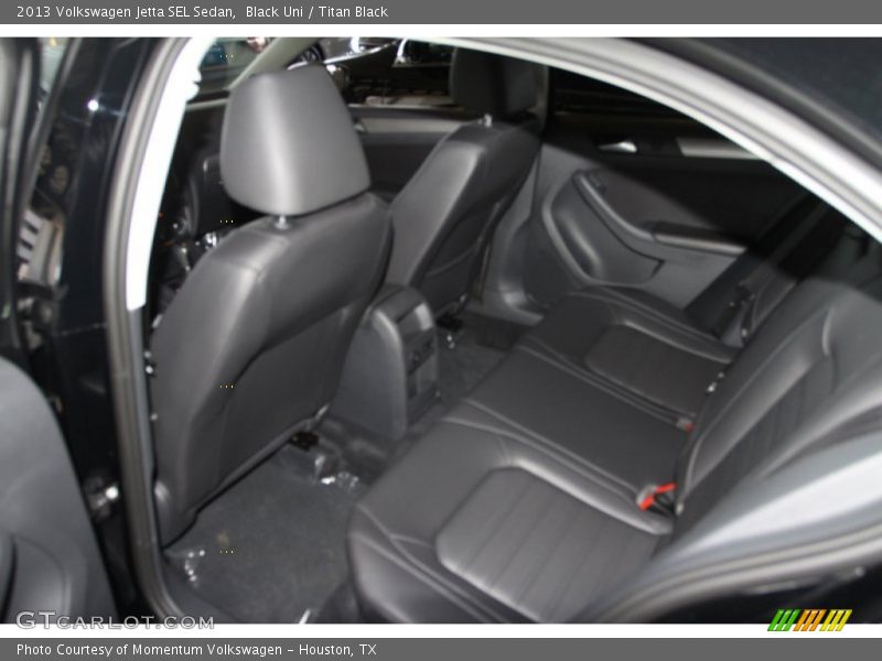 Black Uni / Titan Black 2013 Volkswagen Jetta SEL Sedan