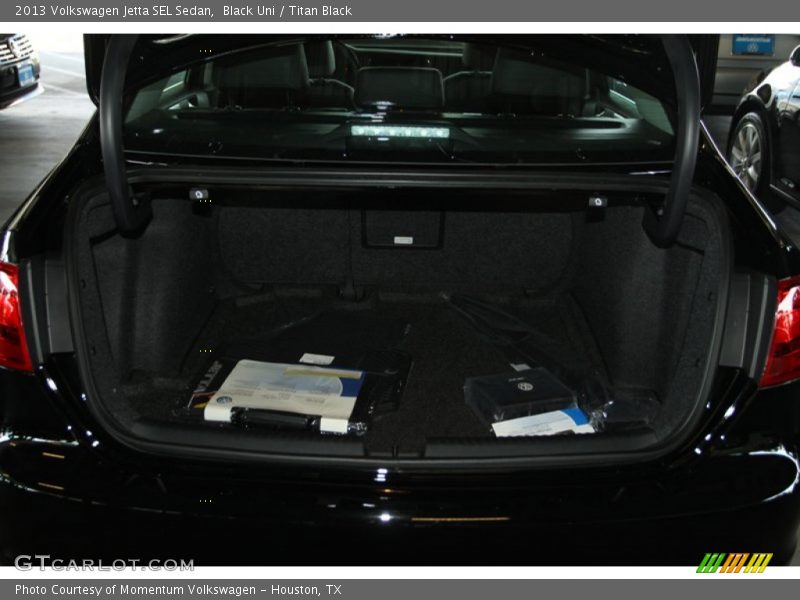 Black Uni / Titan Black 2013 Volkswagen Jetta SEL Sedan
