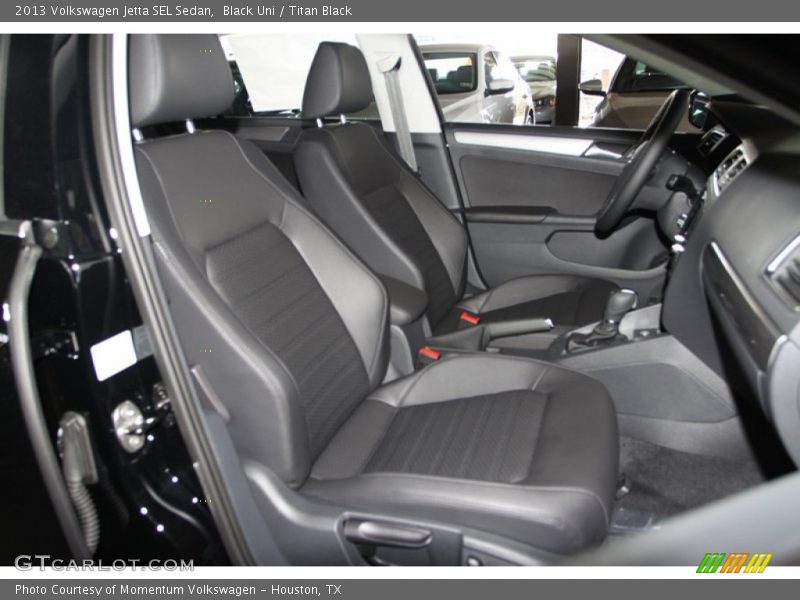 Black Uni / Titan Black 2013 Volkswagen Jetta SEL Sedan