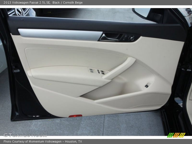 Black / Cornsilk Beige 2013 Volkswagen Passat 2.5L SE