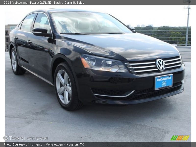 Black / Cornsilk Beige 2013 Volkswagen Passat 2.5L SE