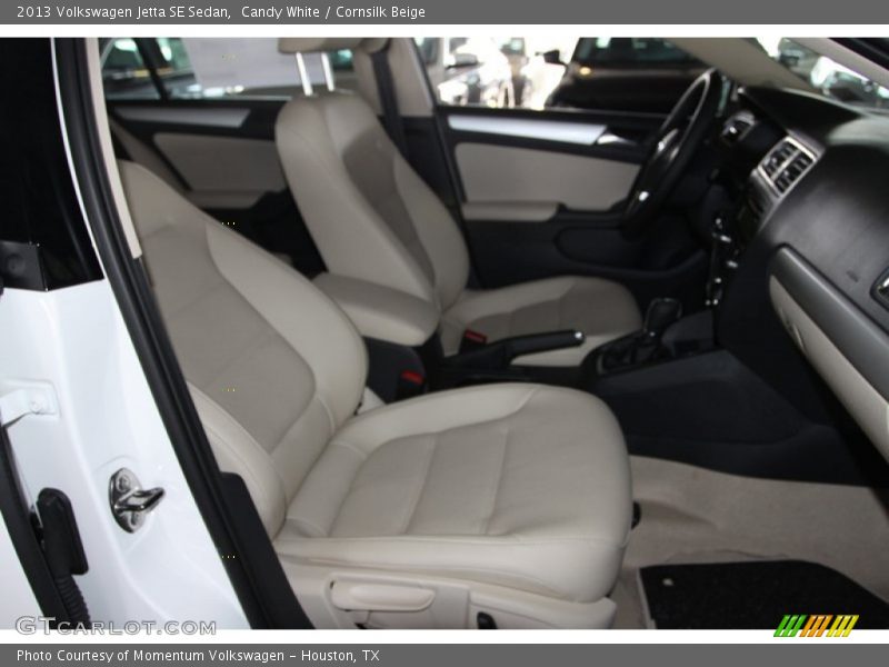 Candy White / Cornsilk Beige 2013 Volkswagen Jetta SE Sedan