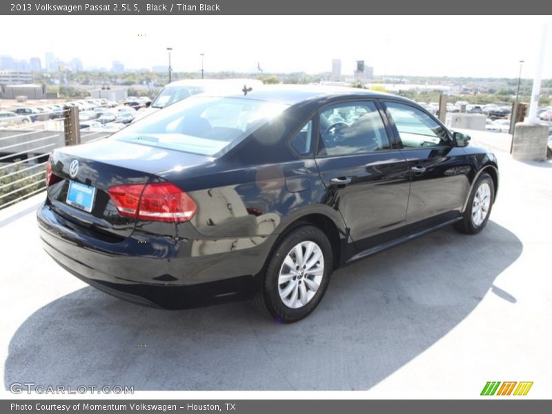 Black / Titan Black 2013 Volkswagen Passat 2.5L S