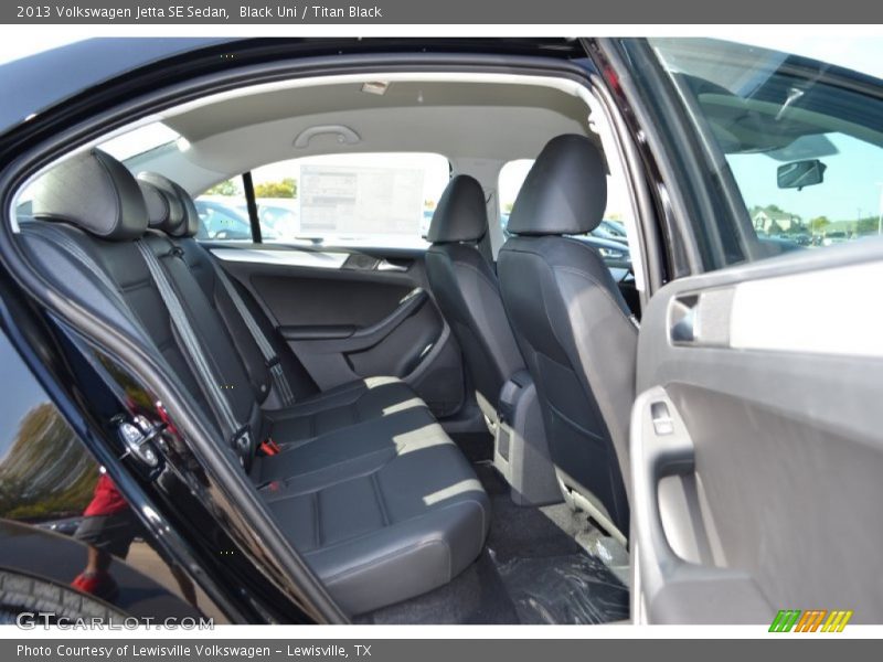 Black Uni / Titan Black 2013 Volkswagen Jetta SE Sedan