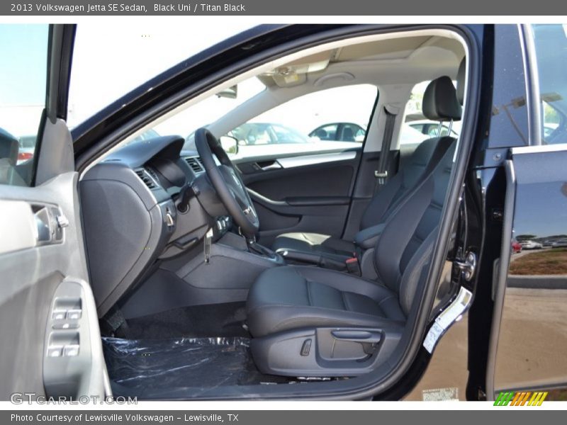 Black Uni / Titan Black 2013 Volkswagen Jetta SE Sedan