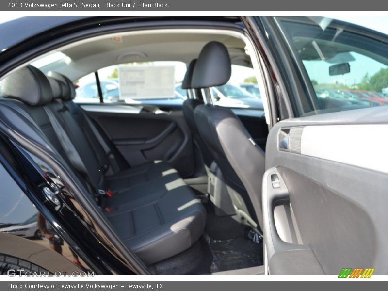 Black Uni / Titan Black 2013 Volkswagen Jetta SE Sedan
