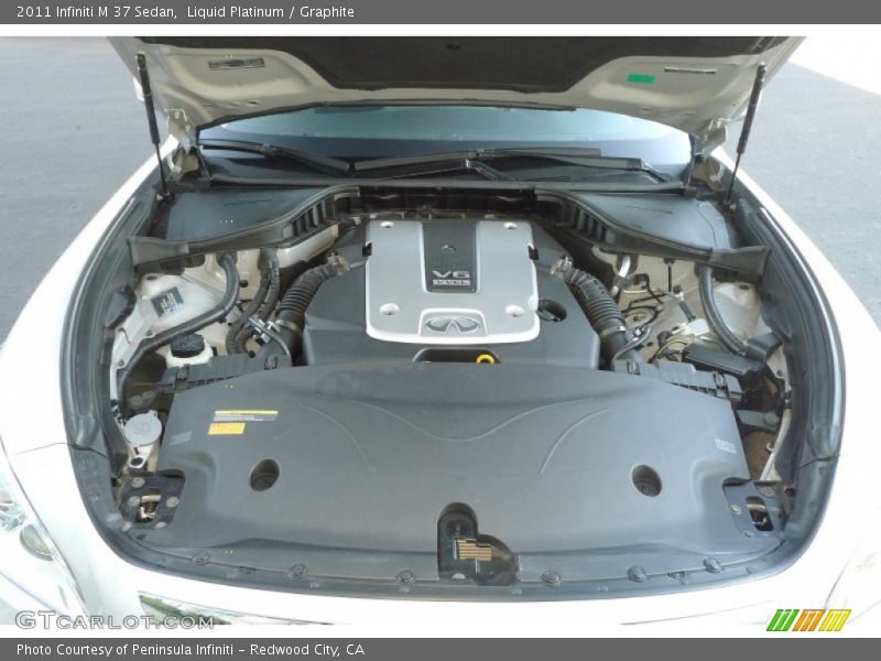 Liquid Platinum / Graphite 2011 Infiniti M 37 Sedan