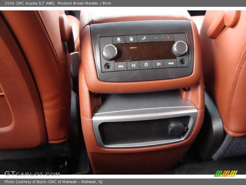 Medium Brown Metallic / Brick 2009 GMC Acadia SLT AWD