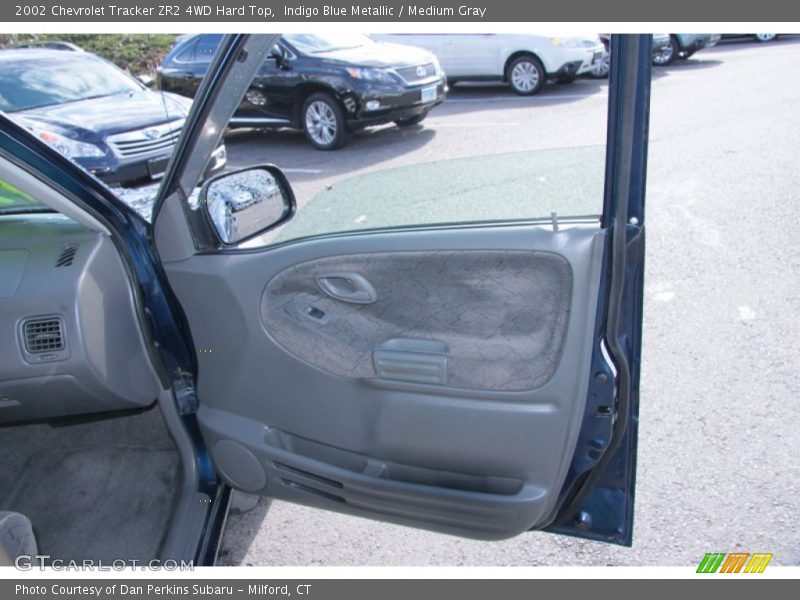 Indigo Blue Metallic / Medium Gray 2002 Chevrolet Tracker ZR2 4WD Hard Top