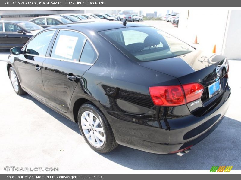 Black Uni / Titan Black 2013 Volkswagen Jetta SE Sedan