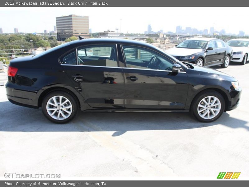 Black Uni / Titan Black 2013 Volkswagen Jetta SE Sedan