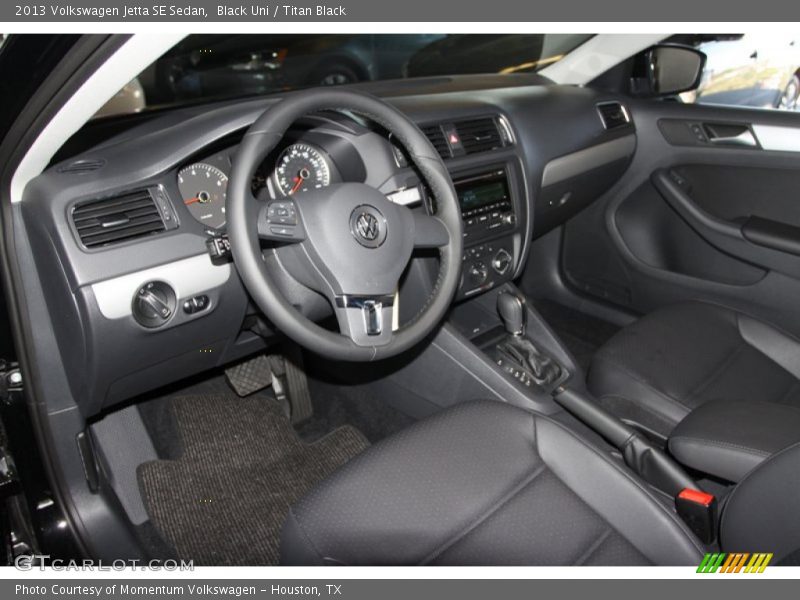 Black Uni / Titan Black 2013 Volkswagen Jetta SE Sedan