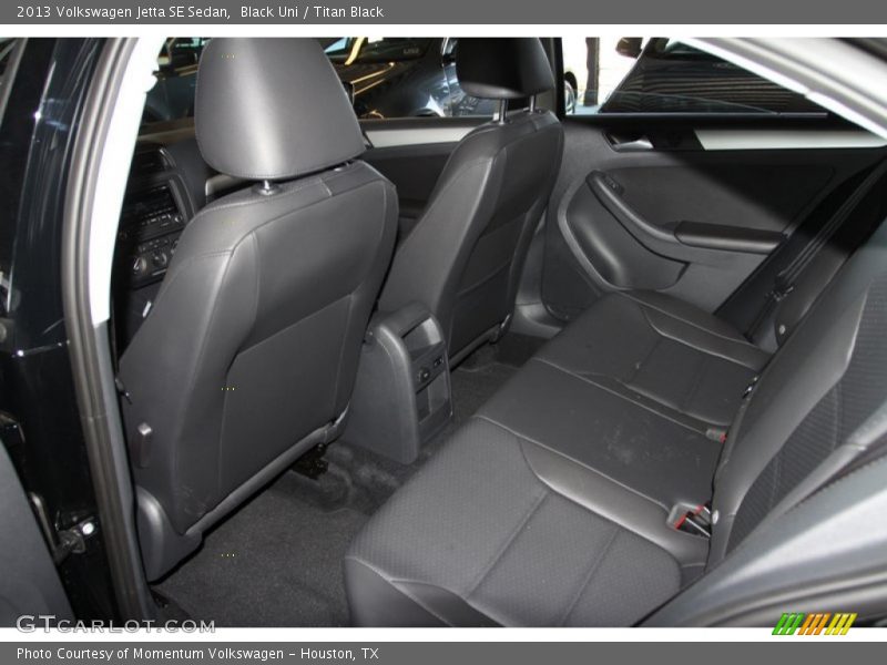Black Uni / Titan Black 2013 Volkswagen Jetta SE Sedan