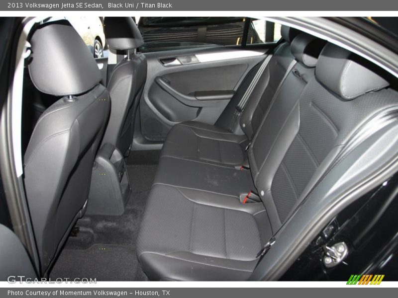 Black Uni / Titan Black 2013 Volkswagen Jetta SE Sedan