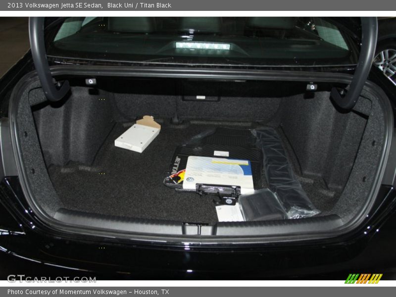 Black Uni / Titan Black 2013 Volkswagen Jetta SE Sedan